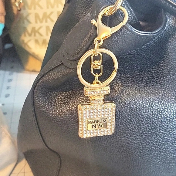 GOLD PERFUME Bottle PURSE CHARM with‎ Silver Sequins on Gold - Picture 1 of 3